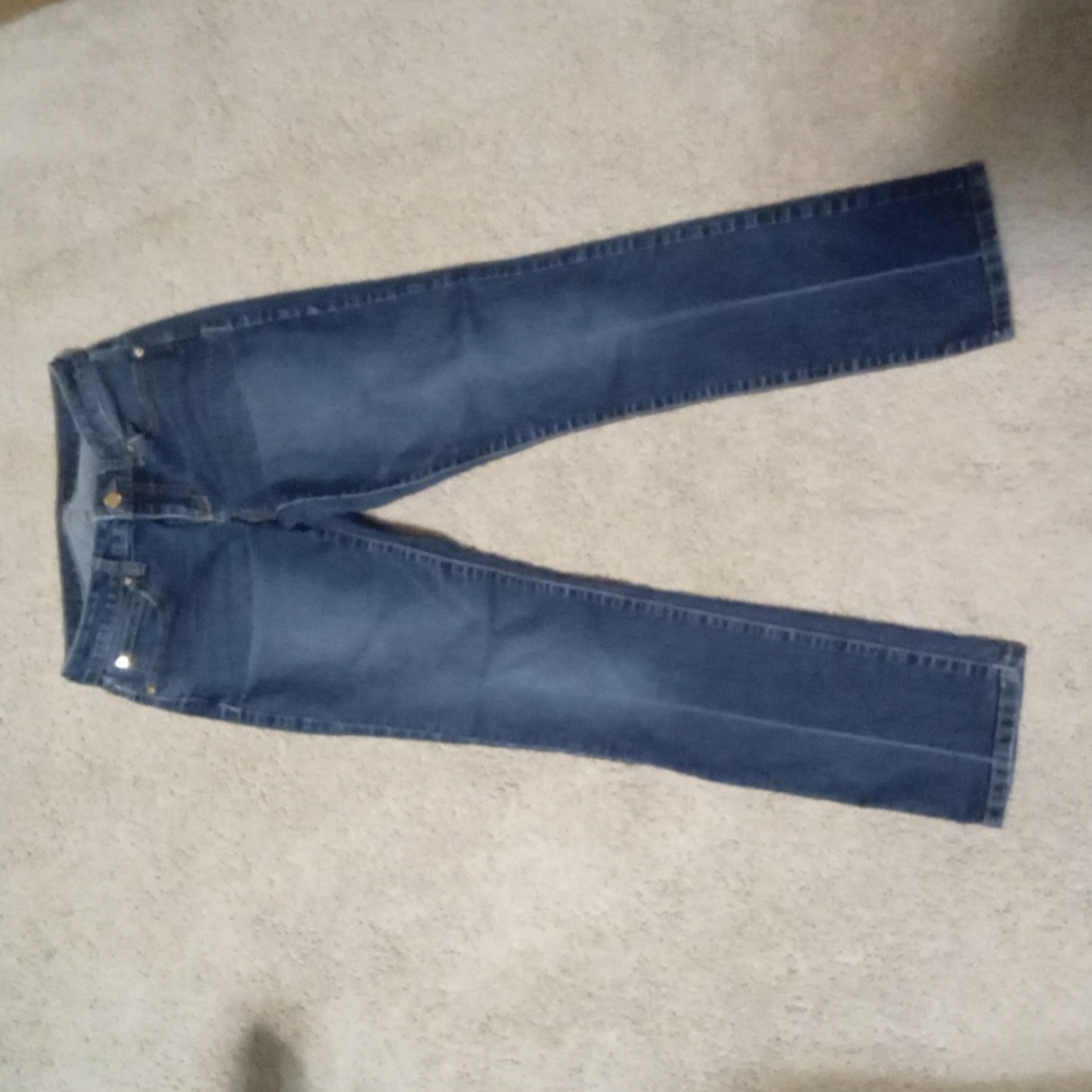Jennifer Lopez straight leg jeans